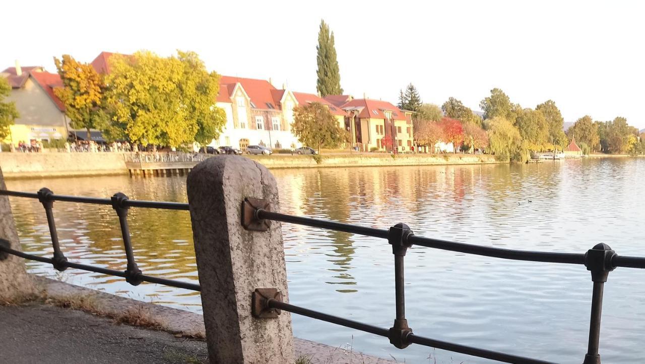 Panzio Tata Bed & Breakfast Eksteriør bilde